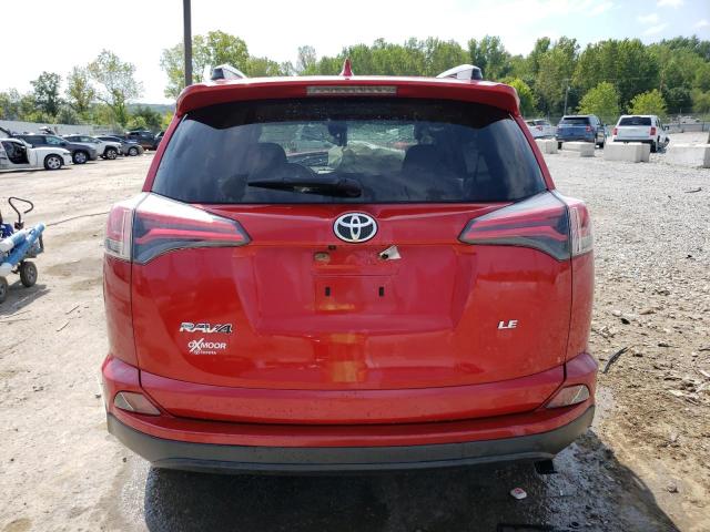 JTMZFREV5HJ118369 - 2017 TOYOTA RAV4 LE 红色 照片 6