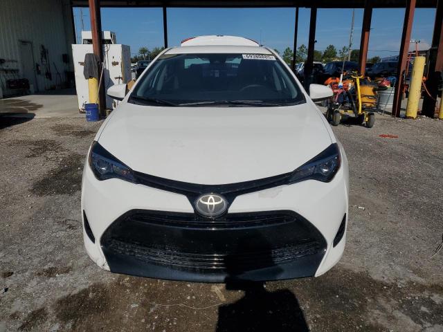2T1BURHE4JC044365 - 2018 TOYOTA COROLLA L თეთრი ფოტო 5