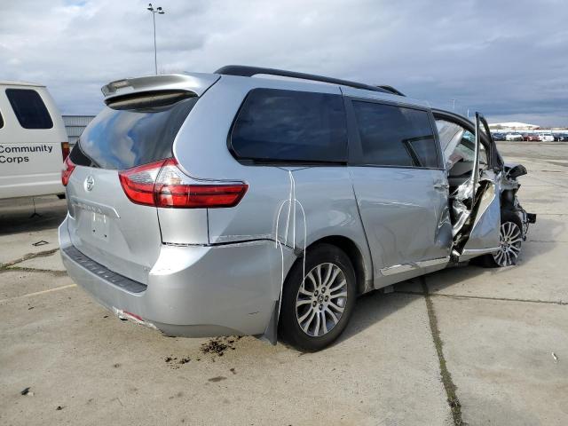 5TDYZ3DC4LS084999 - 2020 TOYOTA SIENNA XLE SILVER photo 3