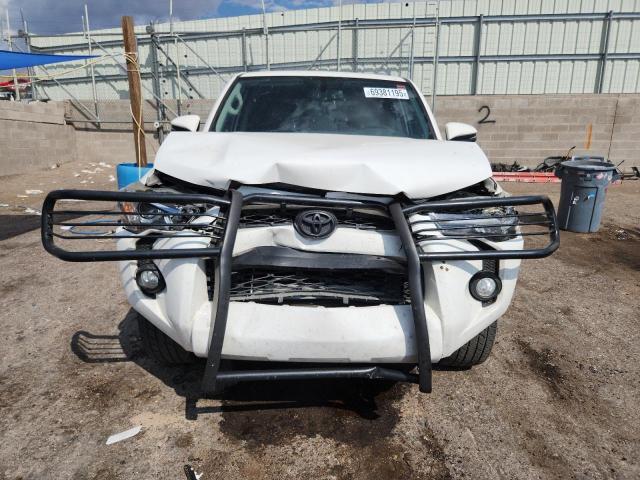 JTEBU5JR9J5501458 - 2018 TOYOTA 4RUNNER SR5/SR5 PREMIUM თეთრი ფოტო 5