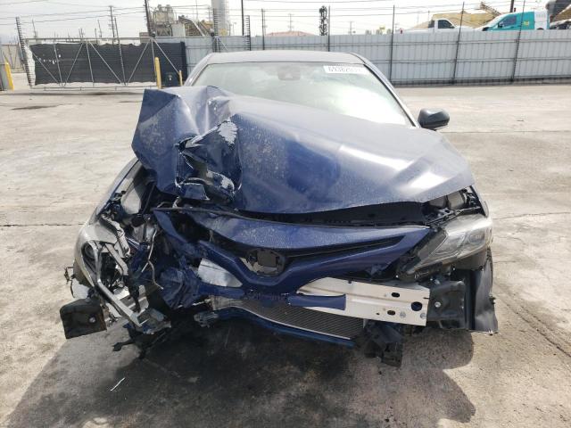 4T1T11AK7PU137452 - 2023 TOYOTA CAMRY SE NIGHT SHADE BLUE photo 5