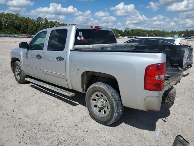 3GCRCREA9AG141117 - 2010 CHEVROLET SILVERADO C1500  LS SILVER photo 2