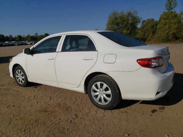 2T1BU4EE4DC943867 - 2013 TOYOTA COROLLA BASE WHITE photo 2