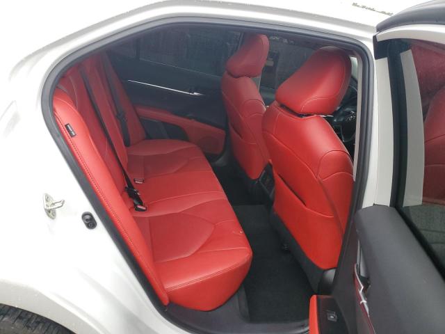 4T1K61BK2LU009867 - 2020 TOYOTA CAMRY XSE WHITE photo 10