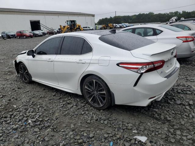 4T1K61BK2LU009867 - 2020 TOYOTA CAMRY XSE WHITE photo 2