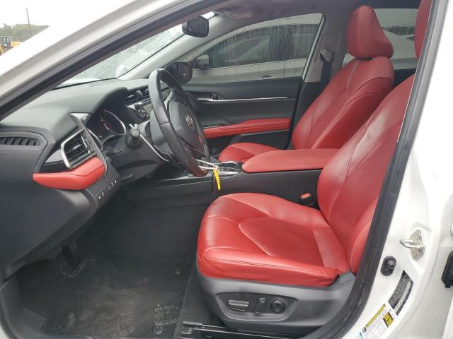 4T1K61BK2LU009867 - 2020 TOYOTA CAMRY XSE WHITE photo 7