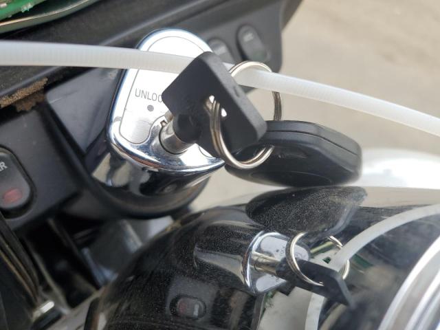 1HD1FC4158Y600614 - 2008 HARLEY-DAVIDSON FLHTCUI 白色 照片 8