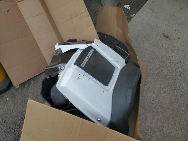 1HD1FC4158Y600614 - 2008 HARLEY-DAVIDSON FLHTCUI 白色 照片 9