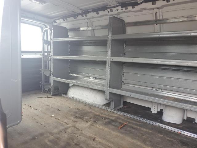 1GCZGTCG2E1126570 - 2014 CHEVROLET EXPRESS G3 WHITE photo 11