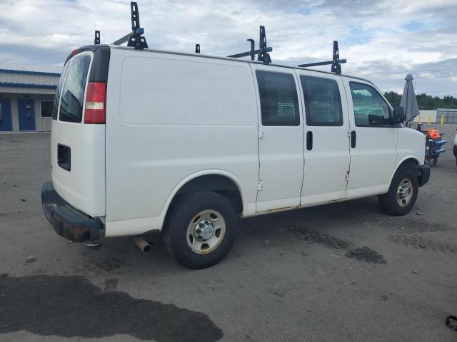 1GCZGTCG2E1126570 - 2014 CHEVROLET EXPRESS G3 WHITE photo 3