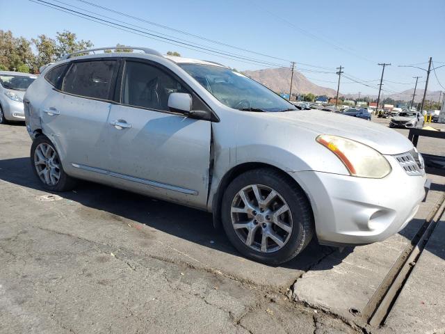 JN8AS5MT2DW006695 - 2013 NISSAN ROGUE S SILVER photo 4