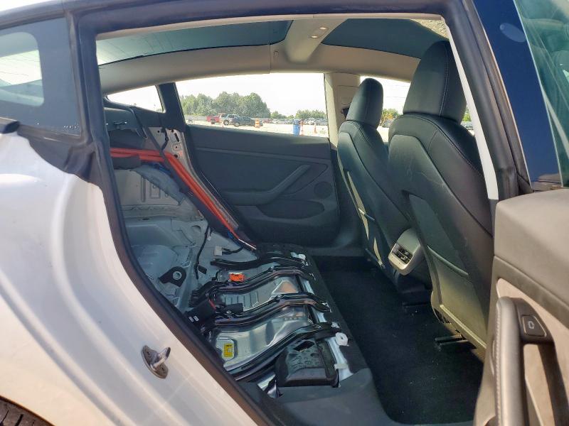 5YJ3E1EA9PF488026 - 2023 TESLA MODEL 3 WHITE photo 10