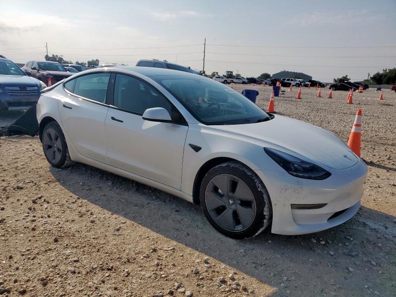 5YJ3E1EA9PF488026 - 2023 TESLA MODEL 3 WHITE photo 4