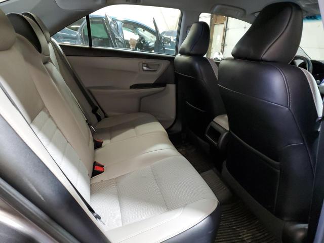 4T1BF1FK3HU365634 - 2017 TOYOTA CAMRY LE GRAY photo 10