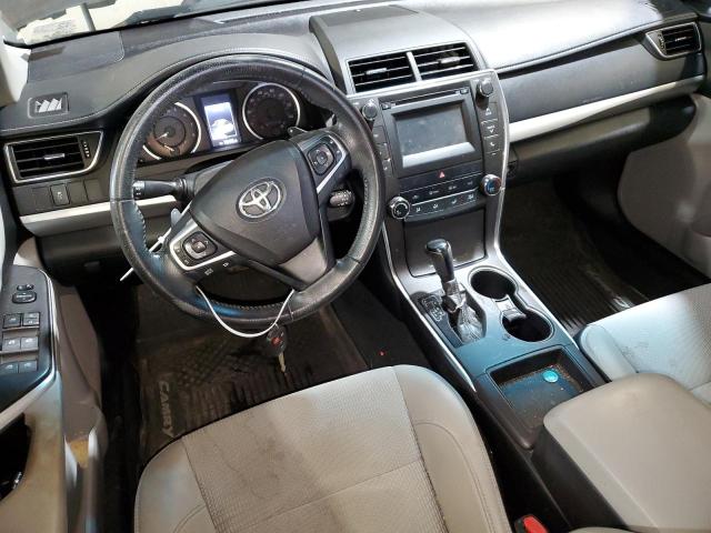 4T1BF1FK3HU365634 - 2017 TOYOTA CAMRY LE GRAY photo 8