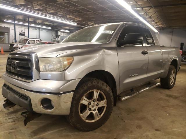 5TFUM5F13AX012509 - 2010 TOYOTA TUNDRA DOUBLE CAB SR5 SILVER photo 1