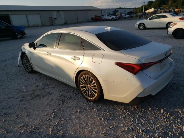 4T1D21FB4LU017919 - 2020 TOYOTA AVALON LIMITED WHITE photo 2