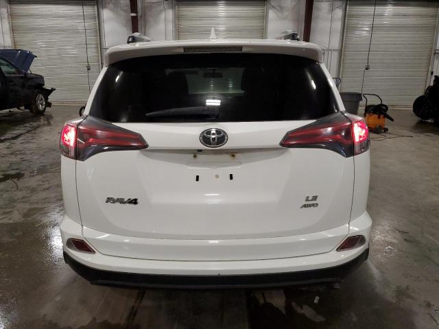 JTMBFREV9GJ056751 - 2016 TOYOTA RAV4 LE 白色 照片 6