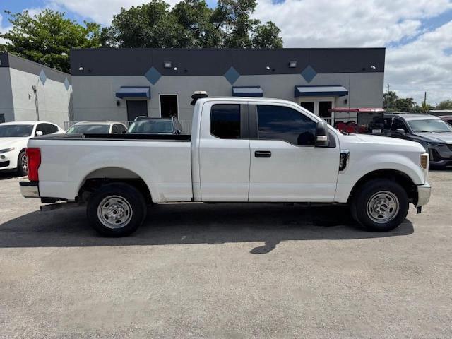 1FT7X2A60KEC91808 - 2019 FORD F250 SUPER DUTY WHITE photo 13