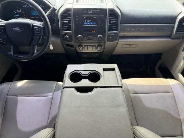 1FT7X2A60KEC91808 - 2019 FORD F250 SUPER DUTY WHITE photo 8