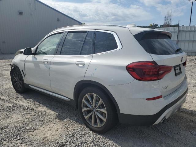 5UXTR9C54JLD88527 - 2018 BMW X3 XDRIVE30I WHITE photo 2