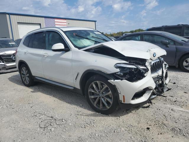 5UXTR9C54JLD88527 - 2018 BMW X3 XDRIVE30I WHITE photo 4