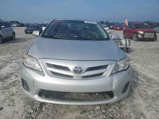 5YFBU4EE1DP183512 - 2013 TOYOTA COROLLA BASE Gümüş fotoğraf 5