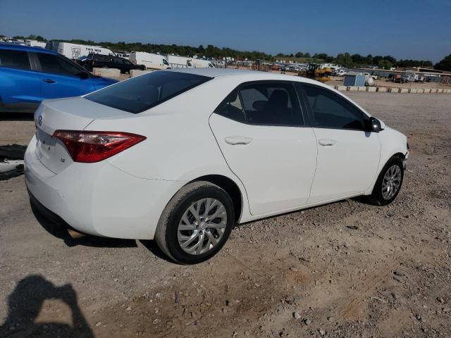 2T1BURHE2KC235946 - 2019 TOYOTA COROLLA L WHITE photo 3