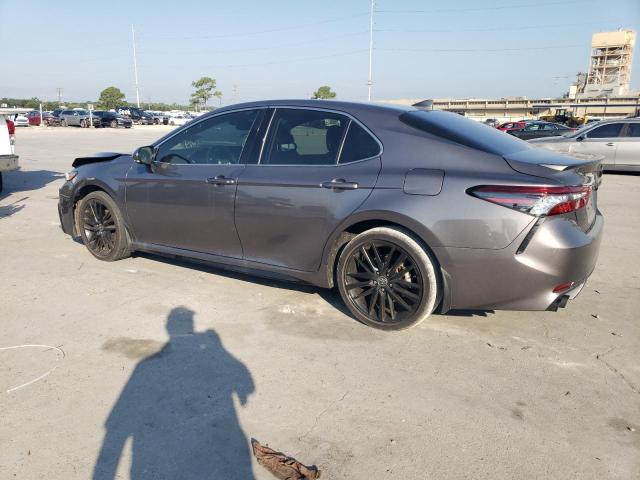 4T1K61AK6PU092680 - 2023 TOYOTA CAMRY XSE 灰色 照片 2