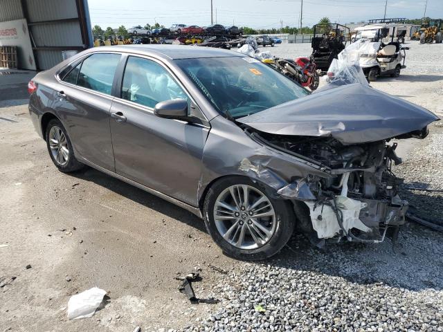 4T1BF1FK4GU174089 - 2016 TOYOTA CAMRY LE 灰色 照片 4