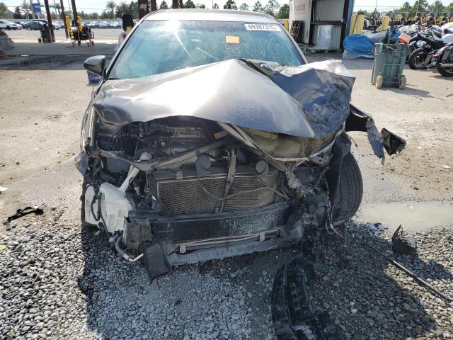 4T1BF1FK4GU174089 - 2016 TOYOTA CAMRY LE 灰色 照片 5