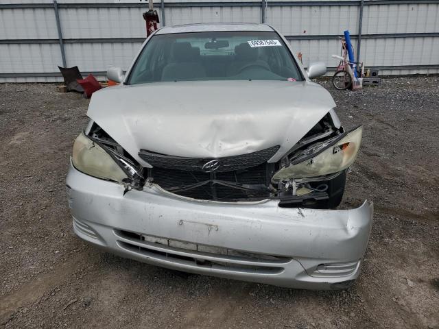 4T1BF32K43U559129 - 2003 TOYOTA CAMRY LE SILVER photo 5