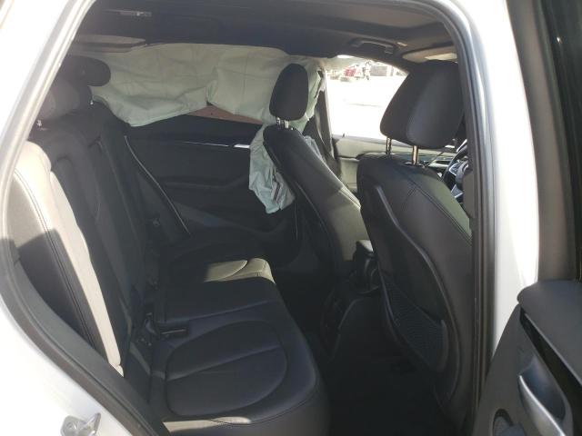 WBXJG9C08M5U30838 - 2021 BMW X1 XDRIVE28I WHITE photo 10