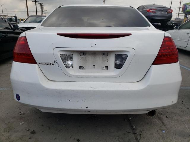 1HGCM563X6A026366 - 2006 HONDA ACCORD SE WHITE photo 6