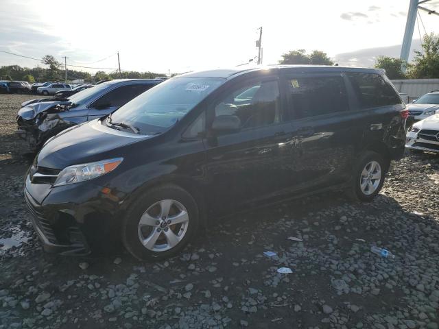 2019 TOYOTA SIENNA, 