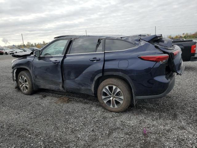 5TDGZRBH5NS567109 - 2022 TOYOTA HIGHLANDER XLE BLUE photo 2