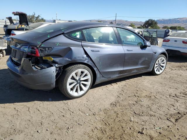 5YJ3E1EA4NF359754 - 2022 TESLA MODEL 3 GRAY photo 3