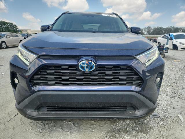 2T3RWRFV6LW076576 - 2020 TOYOTA RAV4 XLE BLUE photo 5