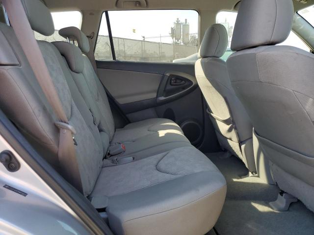 2T3ZF4DV2AW026650 - 2010 TOYOTA RAV4 SILVER photo 11