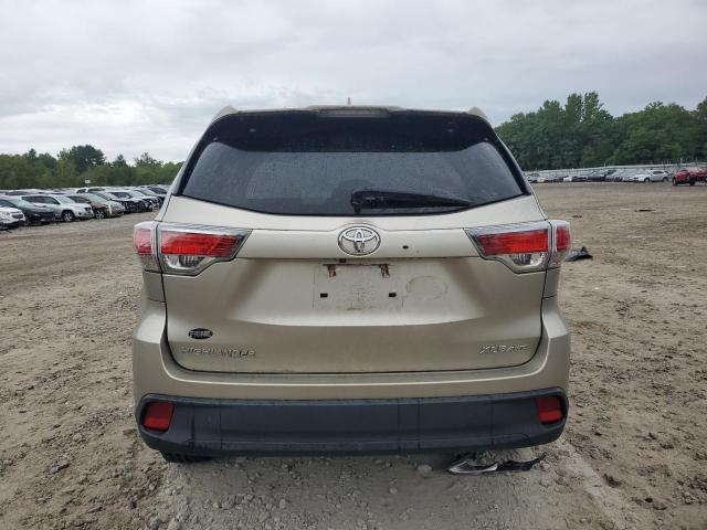 5TDJKRFH1FS223881 - 2015 TOYOTA HIGHLANDER XLE 奶油色 照片 6