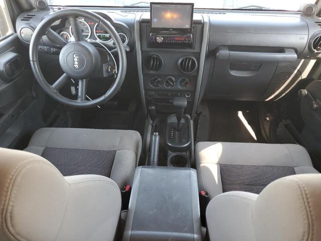 1J4AA2D10AL140155 - 2010 JEEP WRANGLER SPORT 灰色 照片 8