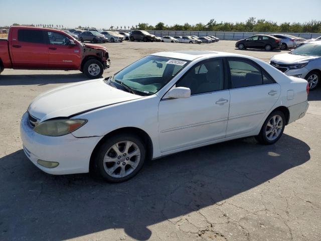 2004 TOYOTA CAMRY LE, 