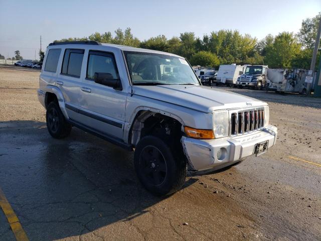 1J8HG48K38C135326 - 2008 JEEP COMMANDER SPORT SILVER photo 4