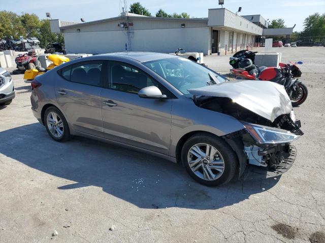 KMHD84LF0LU955844 - 2020 HYUNDAI ELANTRA SEL SILVER photo 4