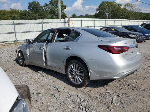 JN1EV7AR3KM557688 - 2019 INFINITI Q50 LUXE 银色 照片 2