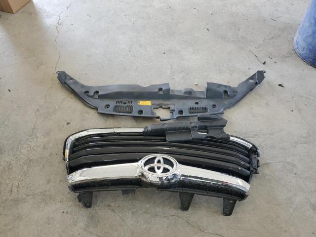 5TDKKRFH6FS075621 - 2015 TOYOTA HIGHLANDER XLE Արծաթագույն լուսանկար 13