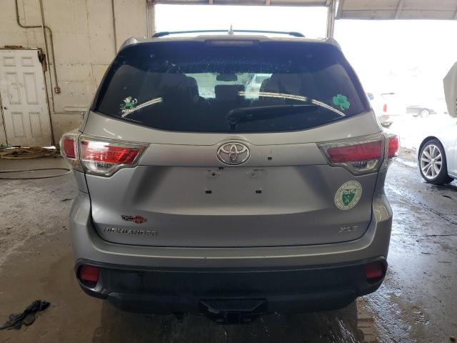 5TDKKRFH6FS075621 - 2015 TOYOTA HIGHLANDER XLE Արծաթագույն լուսանկար 6