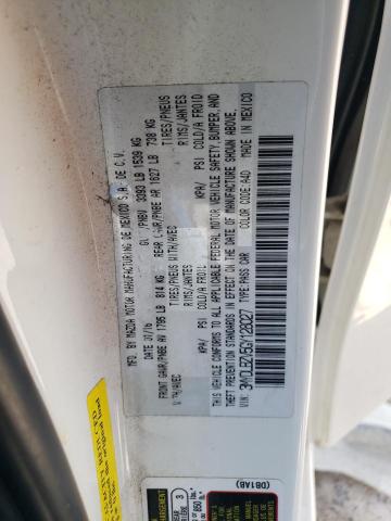 3MYDLBZV5GY128027 - 2016 TOYOTA SCION IA WHITE photo 12