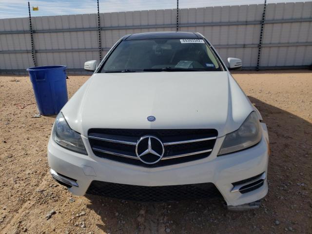 WDDGJ4HB6CF774236 - 2012 MERCEDES-BENZ C 250 WHITE photo 5