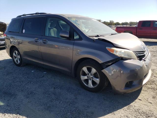 5TDKK3DC7DS395984 - 2013 TOYOTA SIENNA LE GRAY photo 4